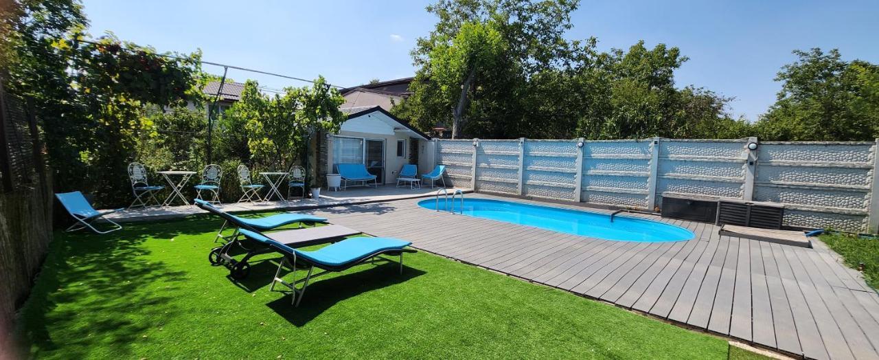 Morii Lake Pool Villa Bucareste Exterior foto