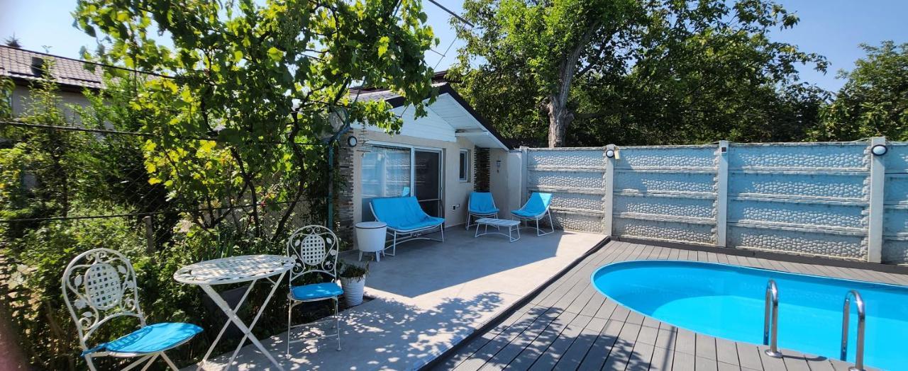 Morii Lake Pool Villa Bucareste Exterior foto