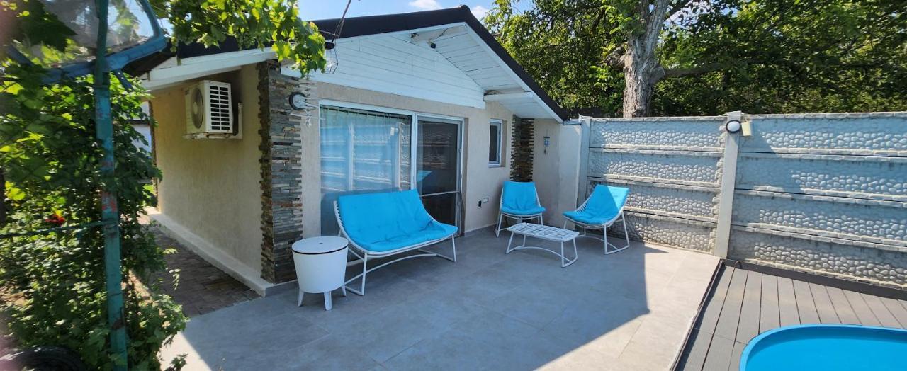 Morii Lake Pool Villa Bucareste Exterior foto